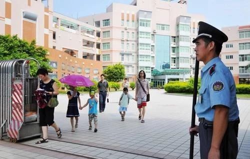 8死2傷，又是一起校園傷人事件！預(yù)防校園暴恐我們能做什么？